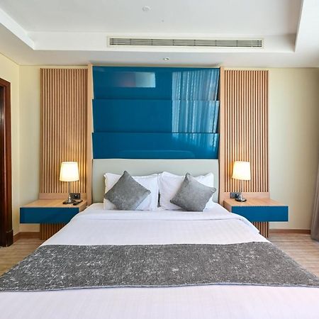 Al Mansour Suites Hotel Doha Buitenkant foto