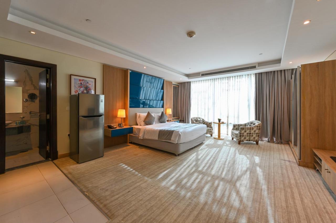 Al Mansour Suites Hotel Doha Buitenkant foto
