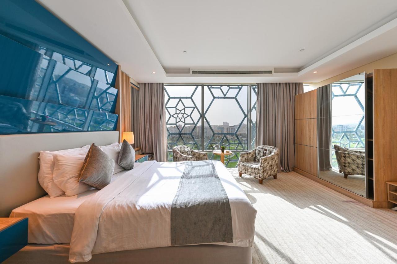 Al Mansour Suites Hotel Doha Buitenkant foto