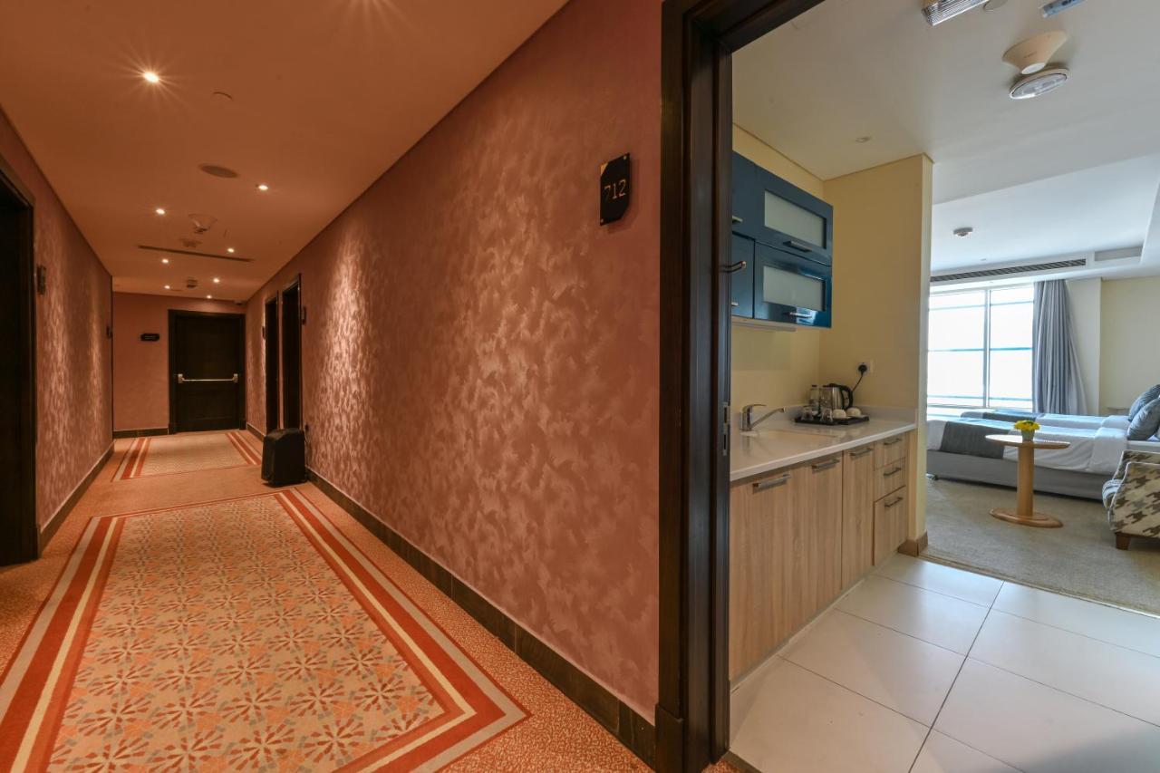 Al Mansour Suites Hotel Doha Buitenkant foto
