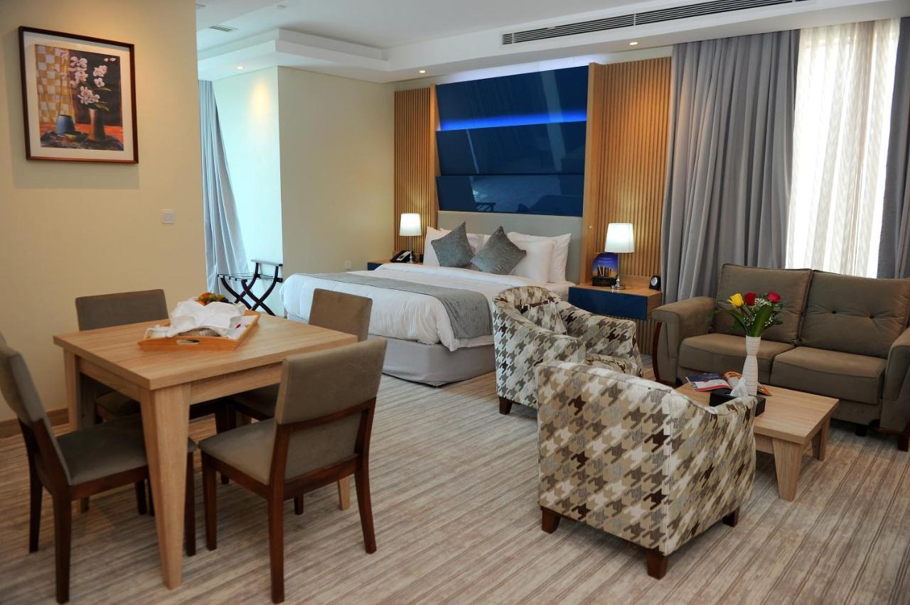 Al Mansour Suites Hotel Doha Buitenkant foto