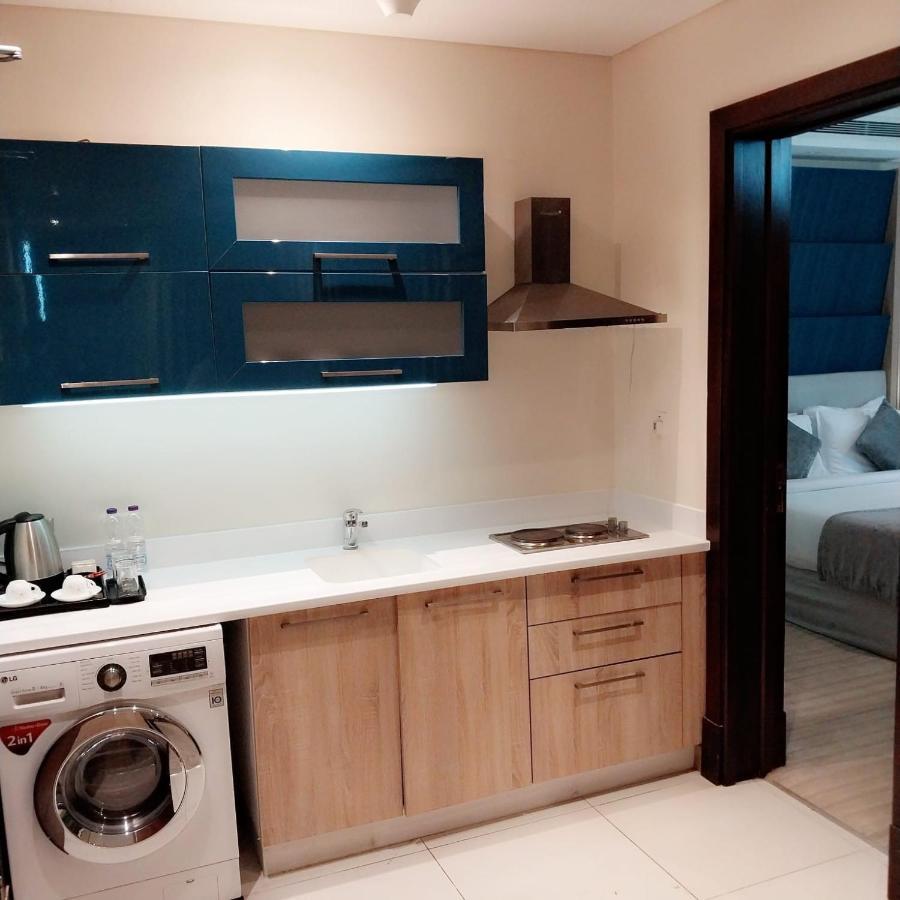 Al Mansour Suites Hotel Doha Buitenkant foto