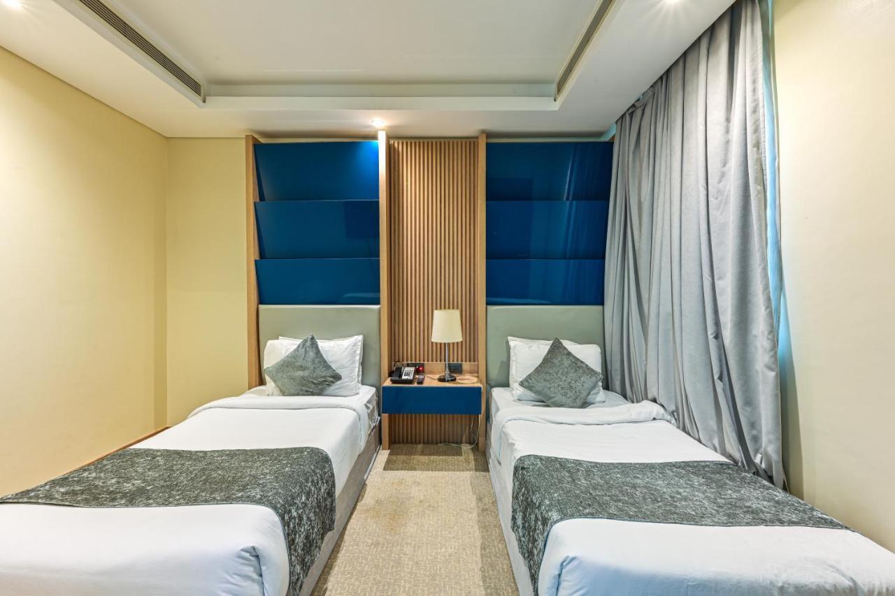 Al Mansour Suites Hotel Doha Buitenkant foto