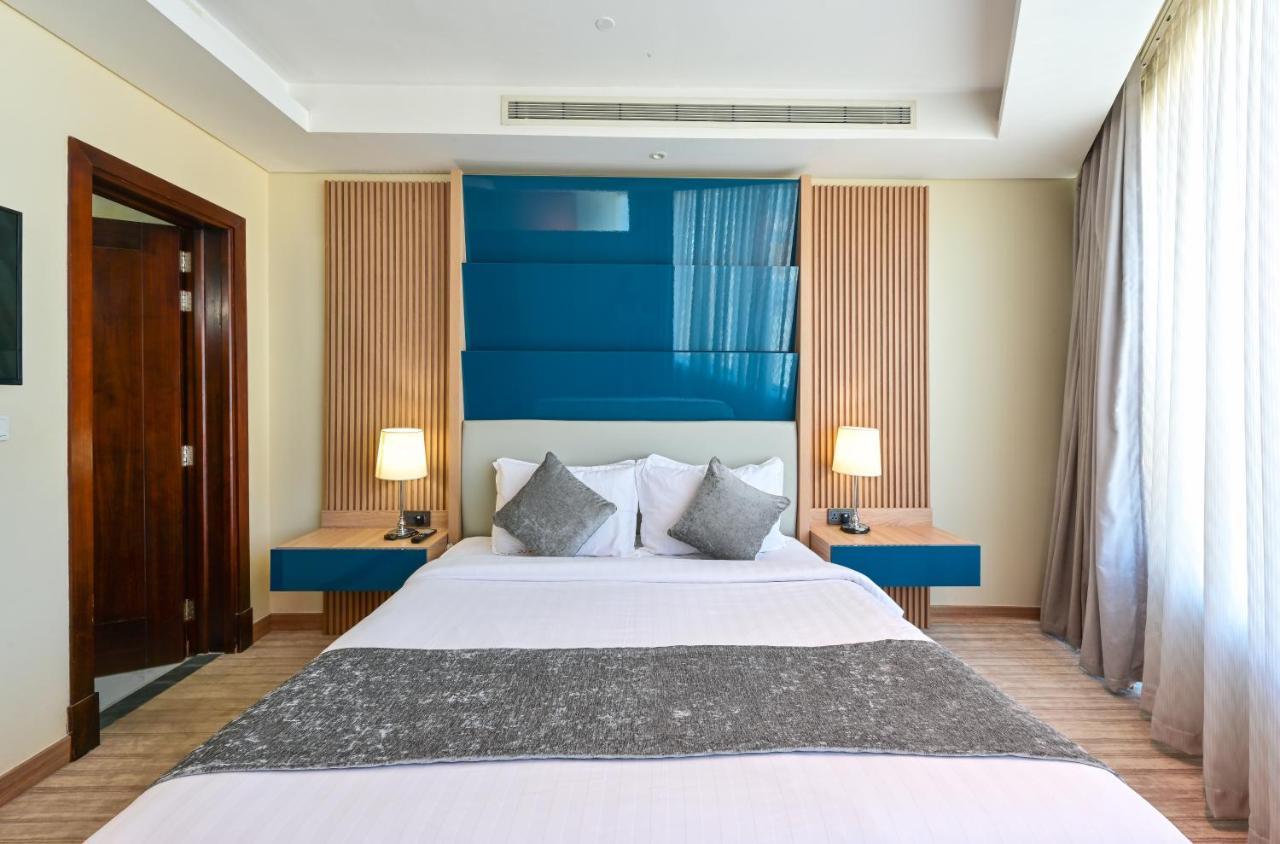Al Mansour Suites Hotel Doha Buitenkant foto