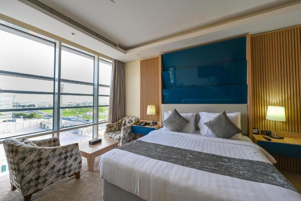 Al Mansour Suites Hotel Doha Buitenkant foto