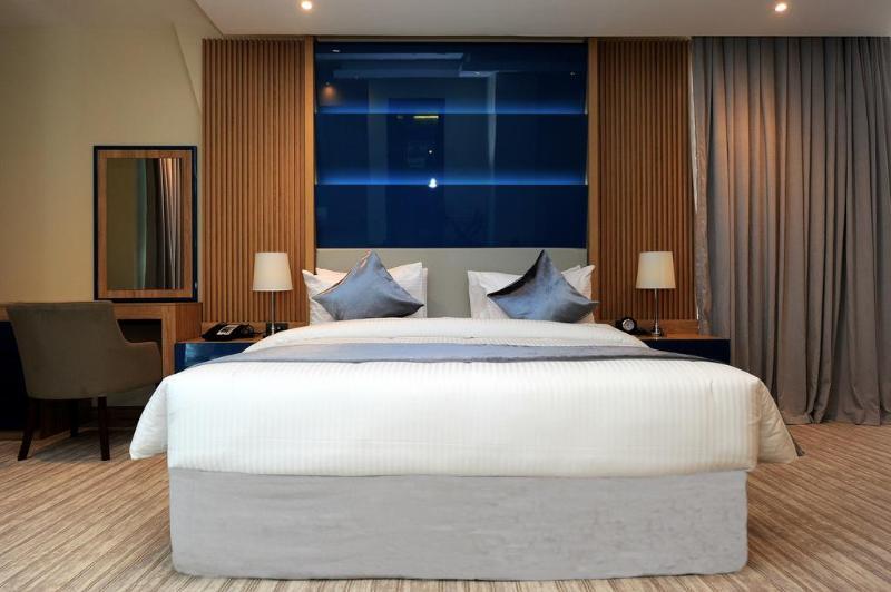 Al Mansour Suites Hotel Doha Buitenkant foto