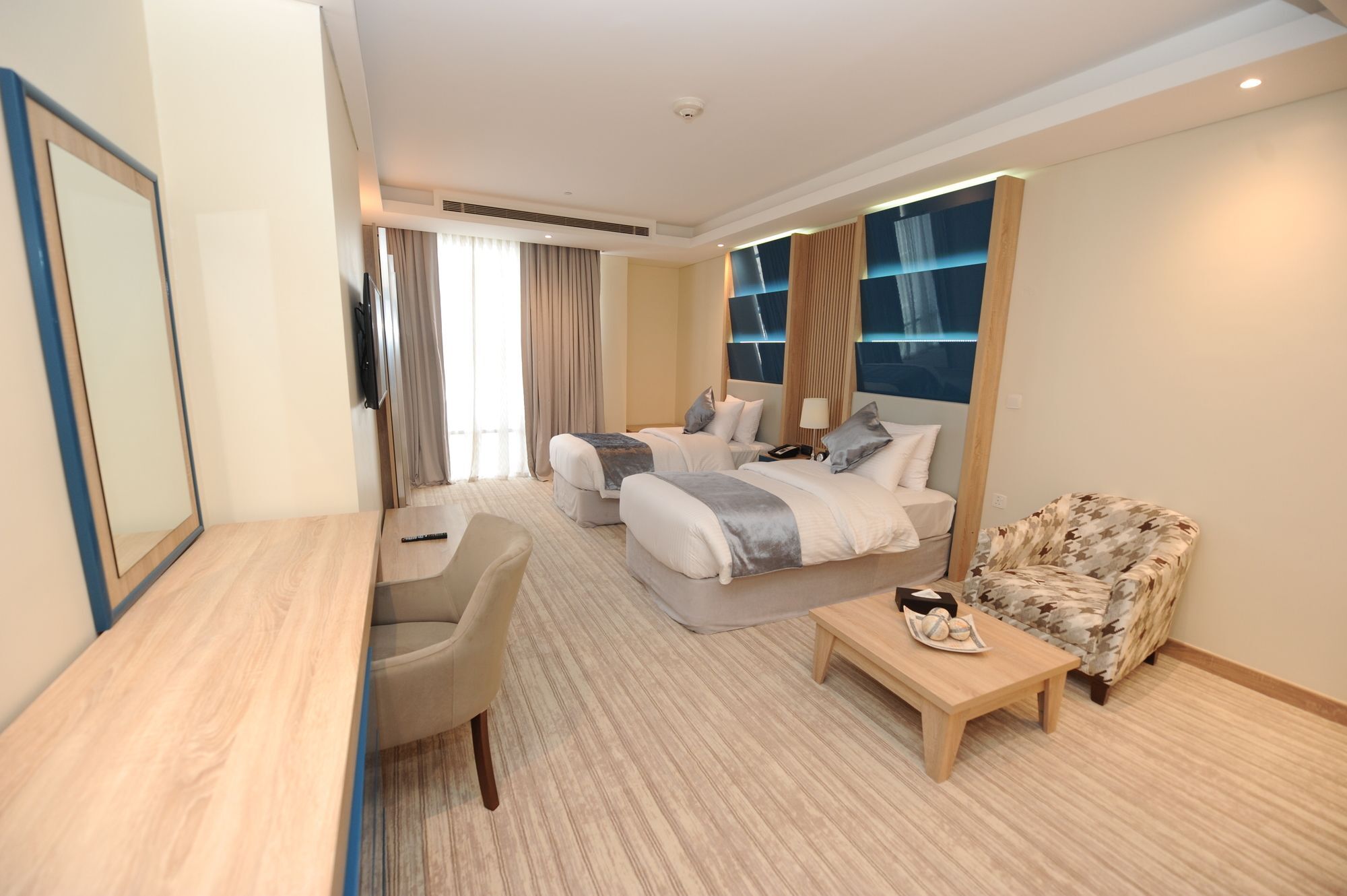 Al Mansour Suites Hotel Doha Buitenkant foto